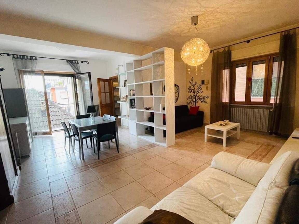 99 M² Appartamento Vacanza ∙ 2 Camere Da Letto ∙ 4 Ospiti - San Benedetto del Tronto