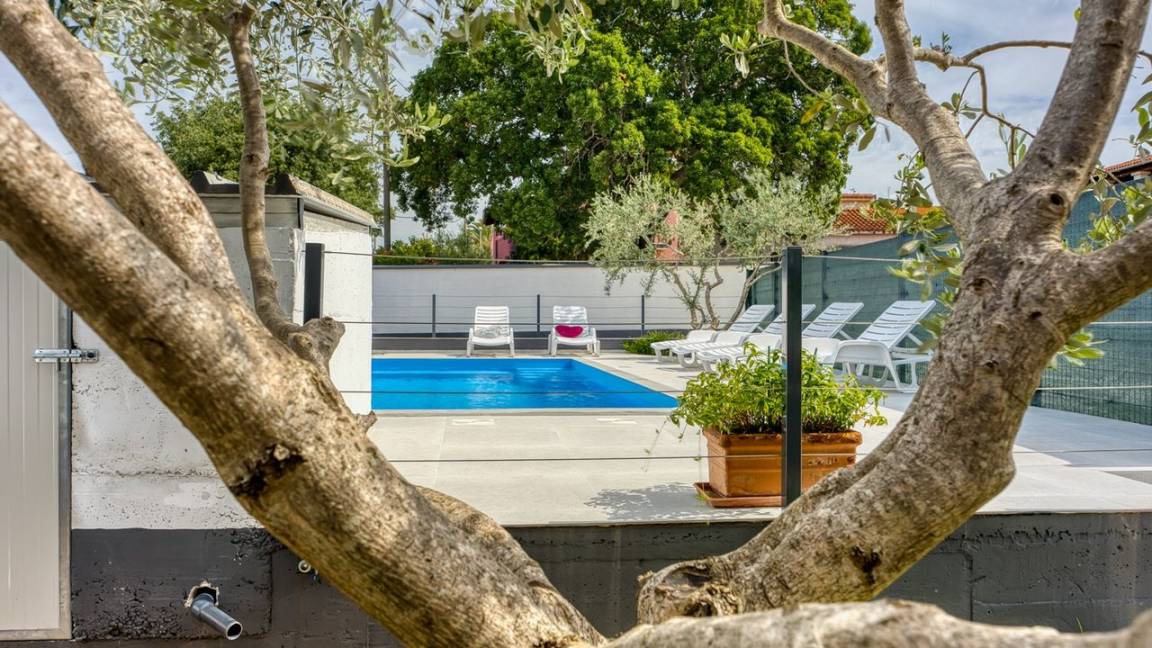 120 M² Ferienhaus ∙ 3 Schlafzimmer ∙ 6 Gäste - Pješčana Uvala