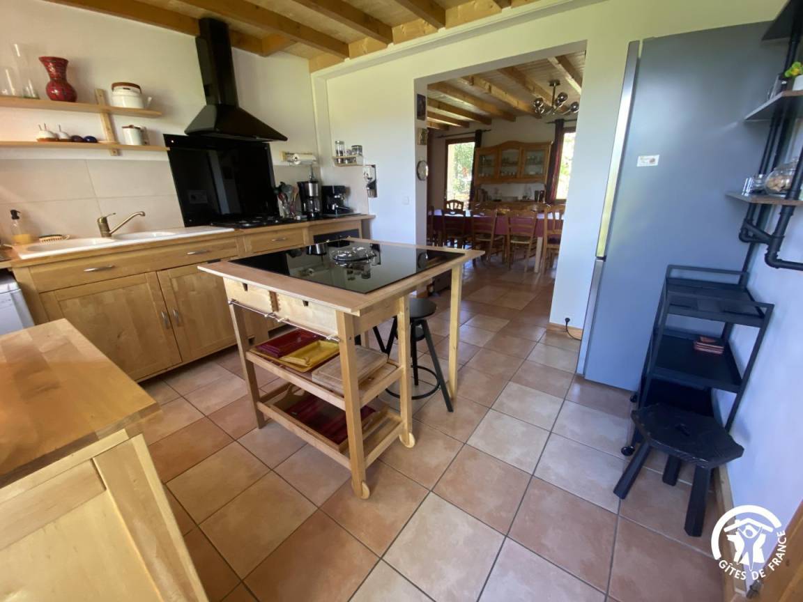 130 m² Gîte ∙ 6 Schlafzimmer ∙ 12 Gäste – Bild 3