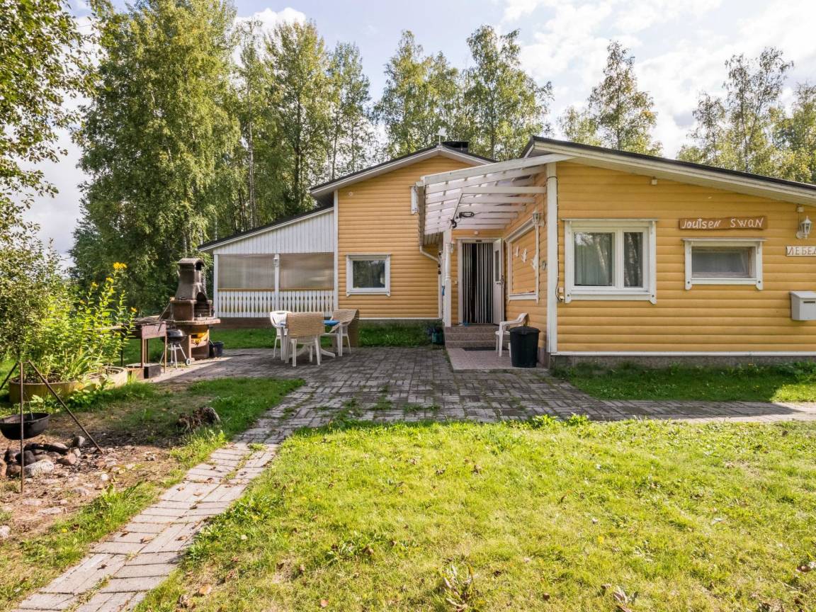 120 M² Talo ∙ 2 Makuuhuonetta ∙ 7 Vierasta - Jaala