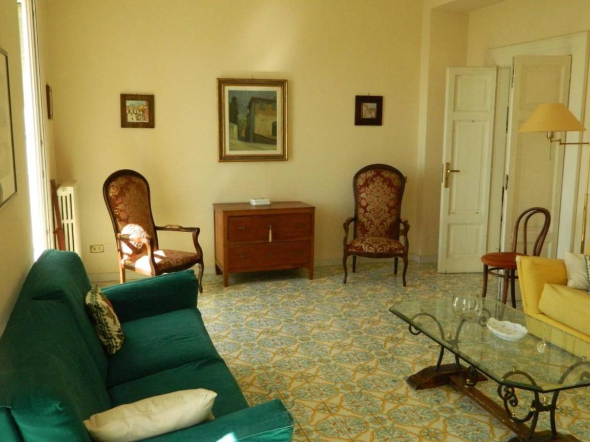 Holiday Apartment "Casa Vela" with Mountain View, Private Terrace & Wi-Fi