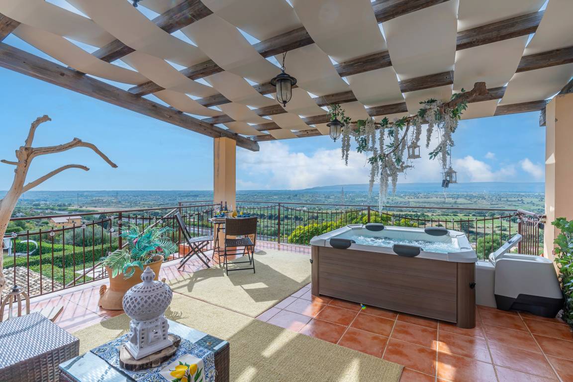 80 M² Appartamento Vacanza ∙ 2 Camere Da Letto ∙ 6 Ospiti - Floridia
