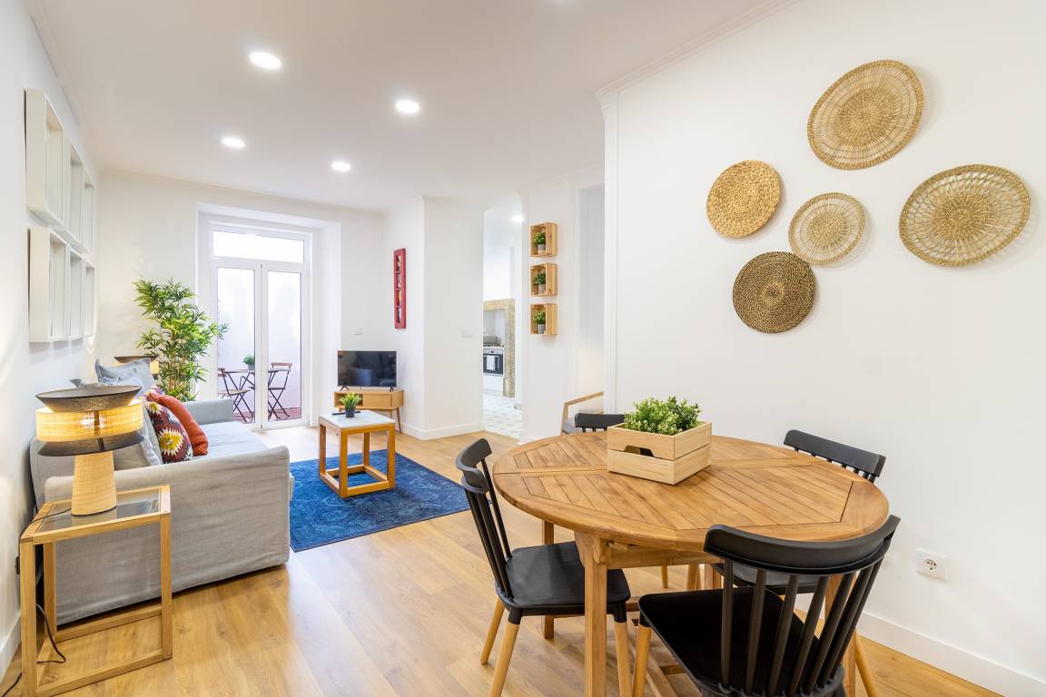 80 M² Apartamento ∙ 3 Habitaciones ∙ 9 Huéspedes - Almada