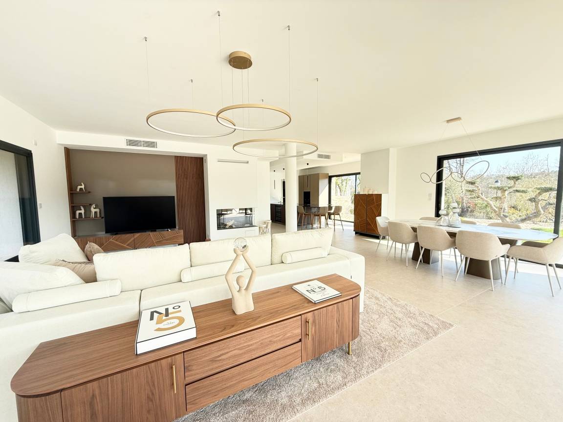 240 M² Casa Vacanza ∙ 4 Camere Da Letto ∙ 8 Ospiti - Montauroux