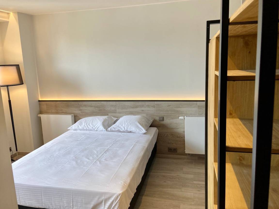 280 M² Private Room ∙ 1 Bedroom ∙ 6 Guests - Brussels