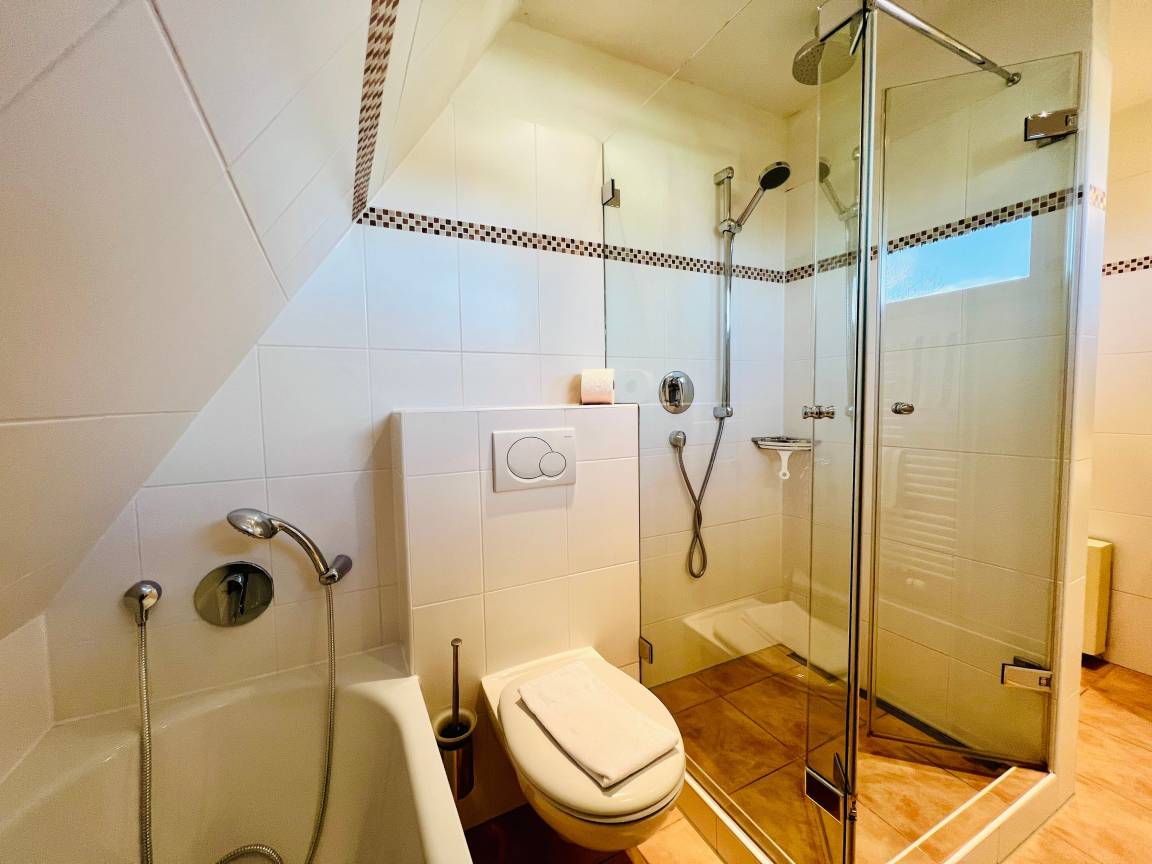 110 m² Ferienhaus ∙ 4 Schlafzimmer ∙ 8 Gäste – Bild 23