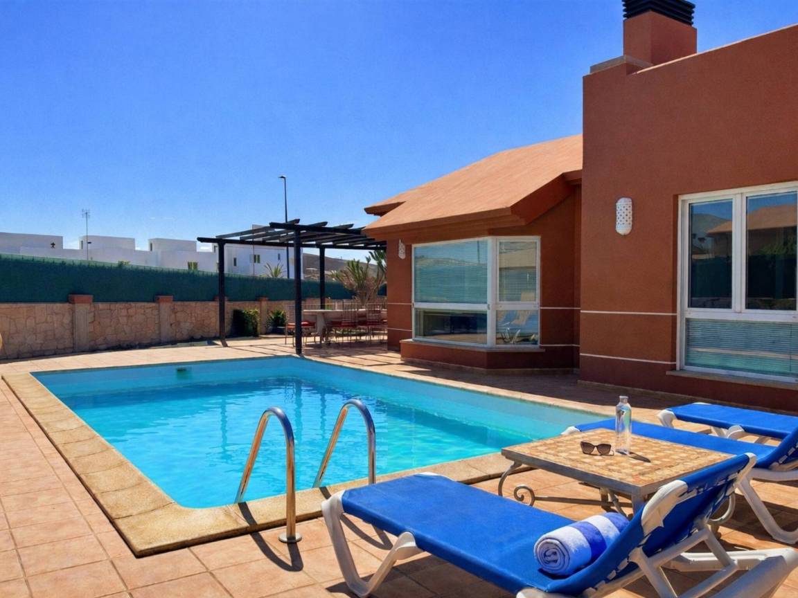 120 M² Villa ∙ 3 Habitaciones ∙ 6 Huéspedes - Corralejo