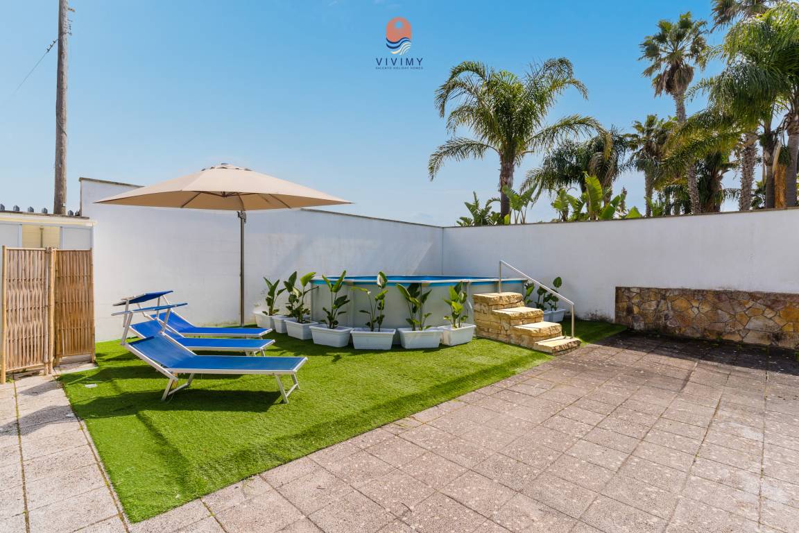 Villa ∙ 3 Bedrooms ∙ 10 Guests - Gallipoli