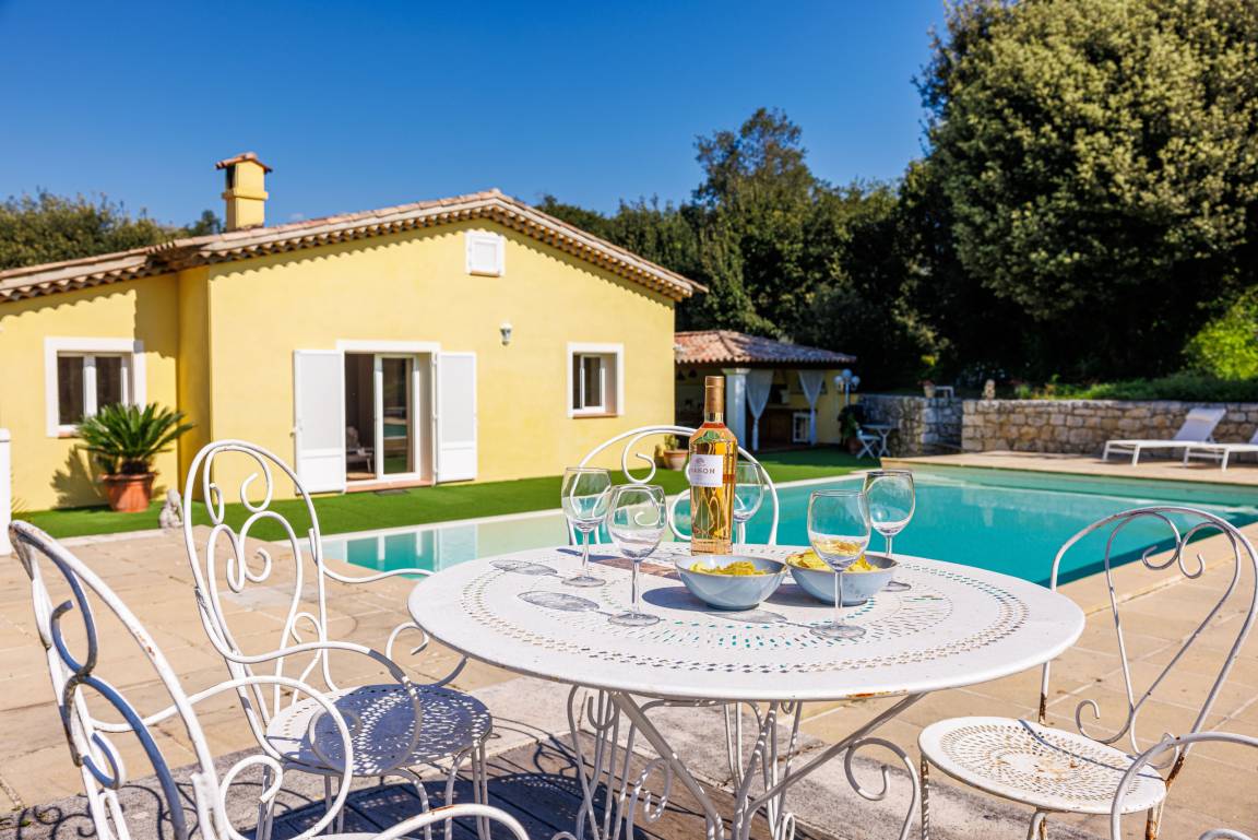 120 M² Villa ∙ 4 Chambres ∙ 8 Personnes - Tourrettes-sur-Loup