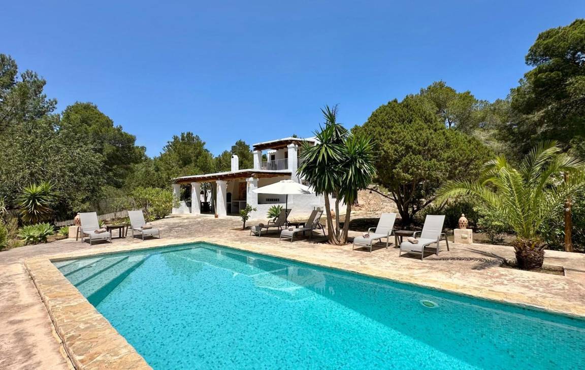 250 M² Villa ∙ 3 Habitaciones ∙ 6 Huéspedes - Ibiza