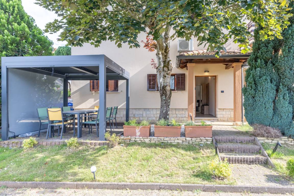 60 M² Ferienwohnung ∙ 2 Schlafzimmer ∙ 4 Gäste - Istrien
