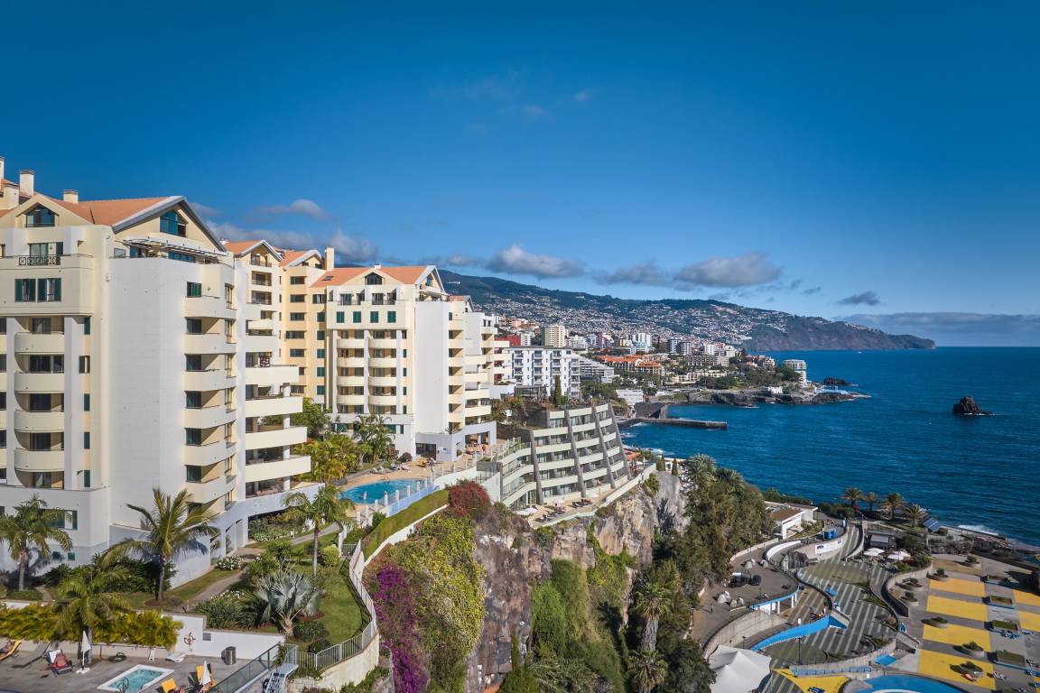 180 M² Ferienwohnung ∙ 3 Schlafzimmer ∙ 6 Gäste - Funchal