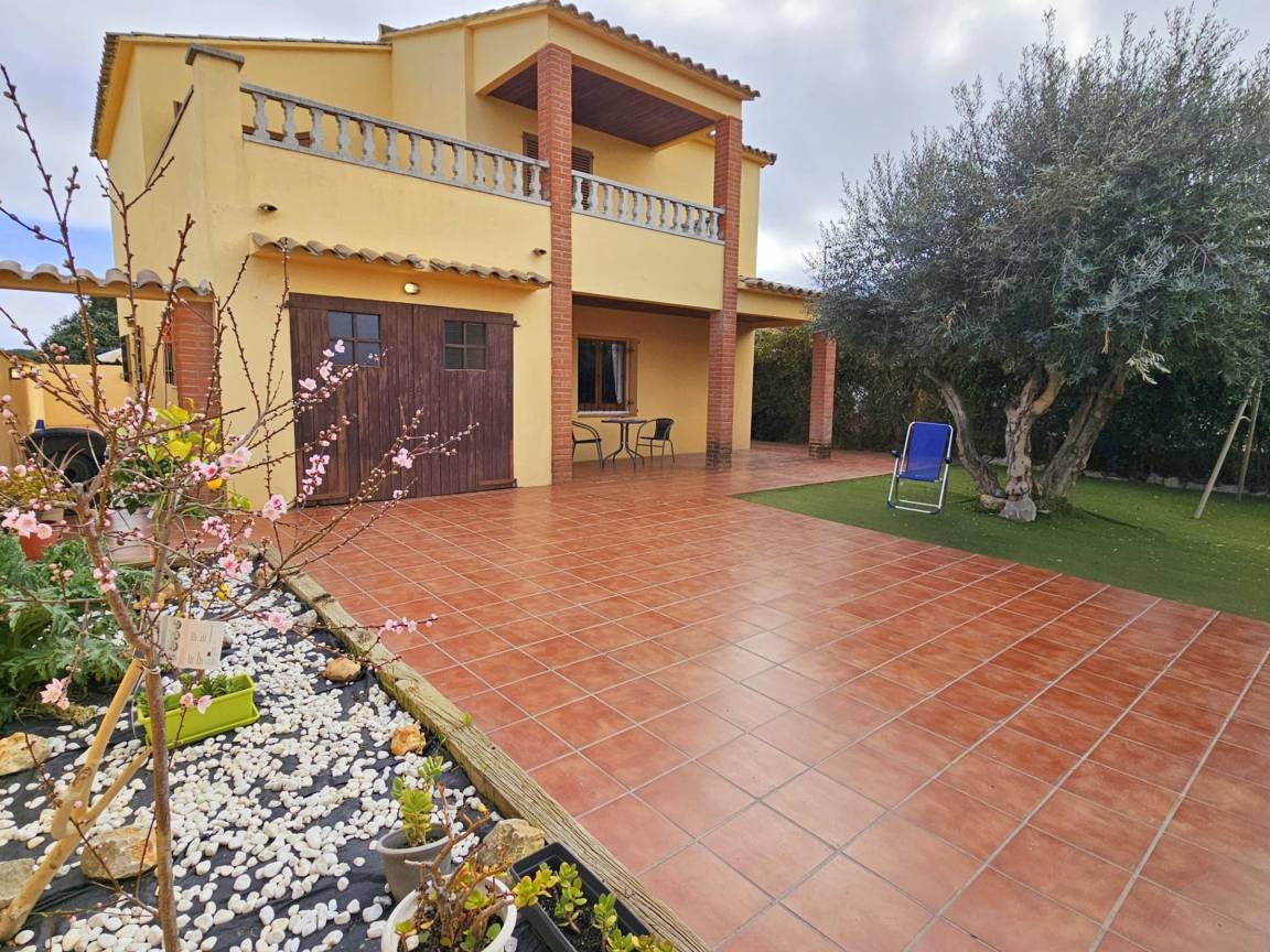 140 M² Casa Vacanza ∙ 4 Camere Da Letto ∙ 8 Ospiti - L'Escala