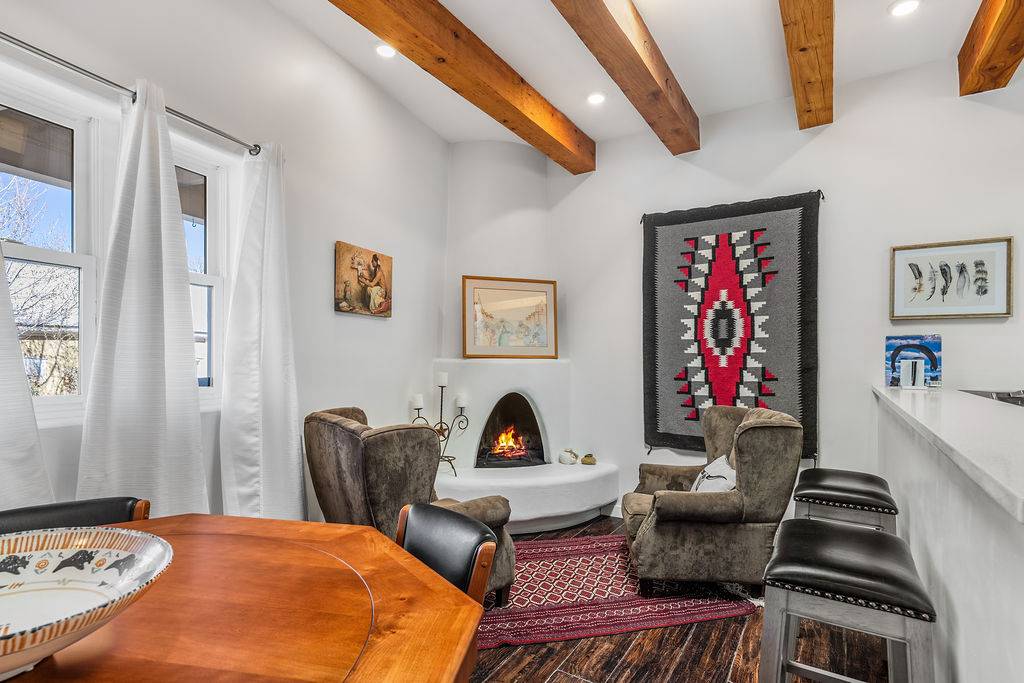 84 M² House ∙ 2 Bedrooms ∙ 4 Guests - Santa Fe, NM