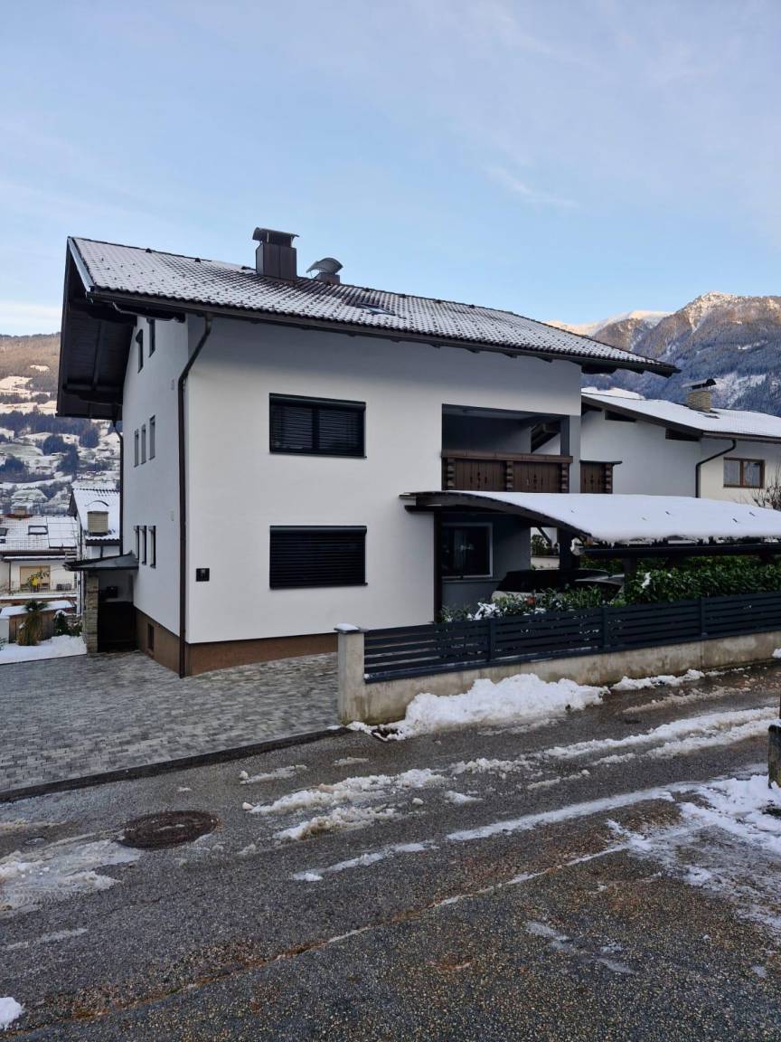65 M² Ferienwohnung ∙ 1 Schlafzimmer ∙ 2 Gäste - Fügen