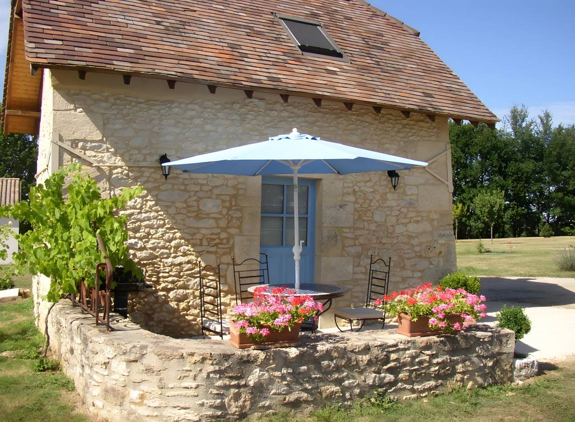 35 M² Huis ∙ 1 Slaapkamer ∙ 2 Gasten - Montignac