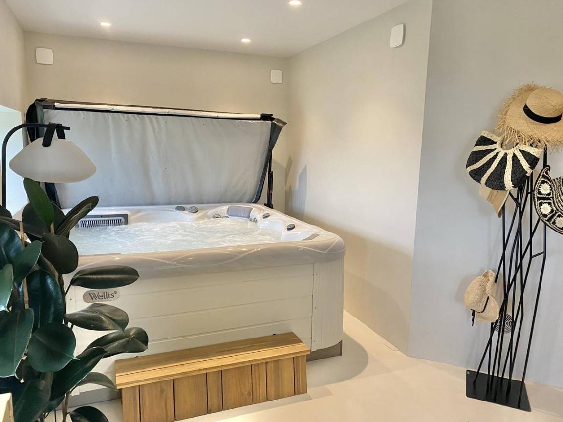 760 m² Landhaus ∙ 10 Schlafzimmer ∙ 26 Gäste – Bild 39