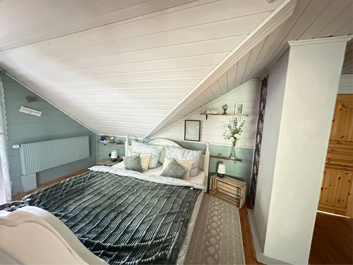 100 M² Ferienwohnung ∙ 1 Schlafzimmer ∙ 4 Gäste - Bad Brambach