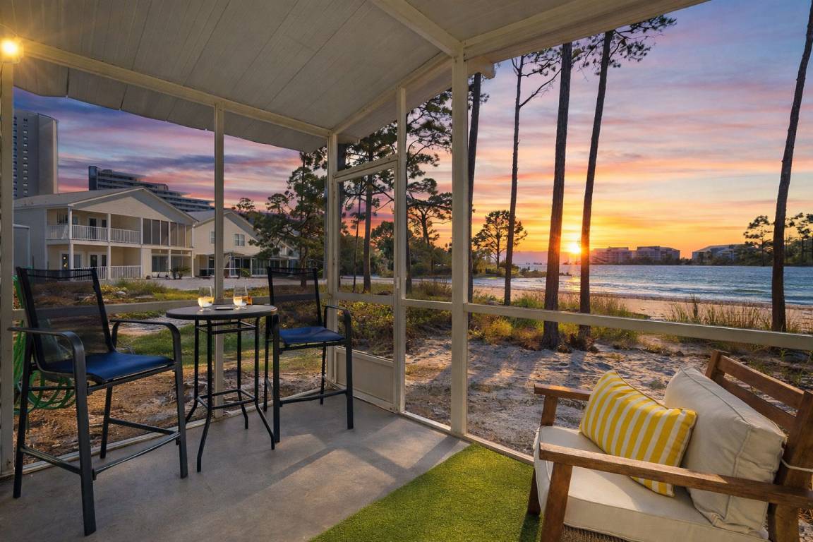 113 M² House ∙ 2 Bedrooms ∙ 8 Guests - Miramar Beach, FL