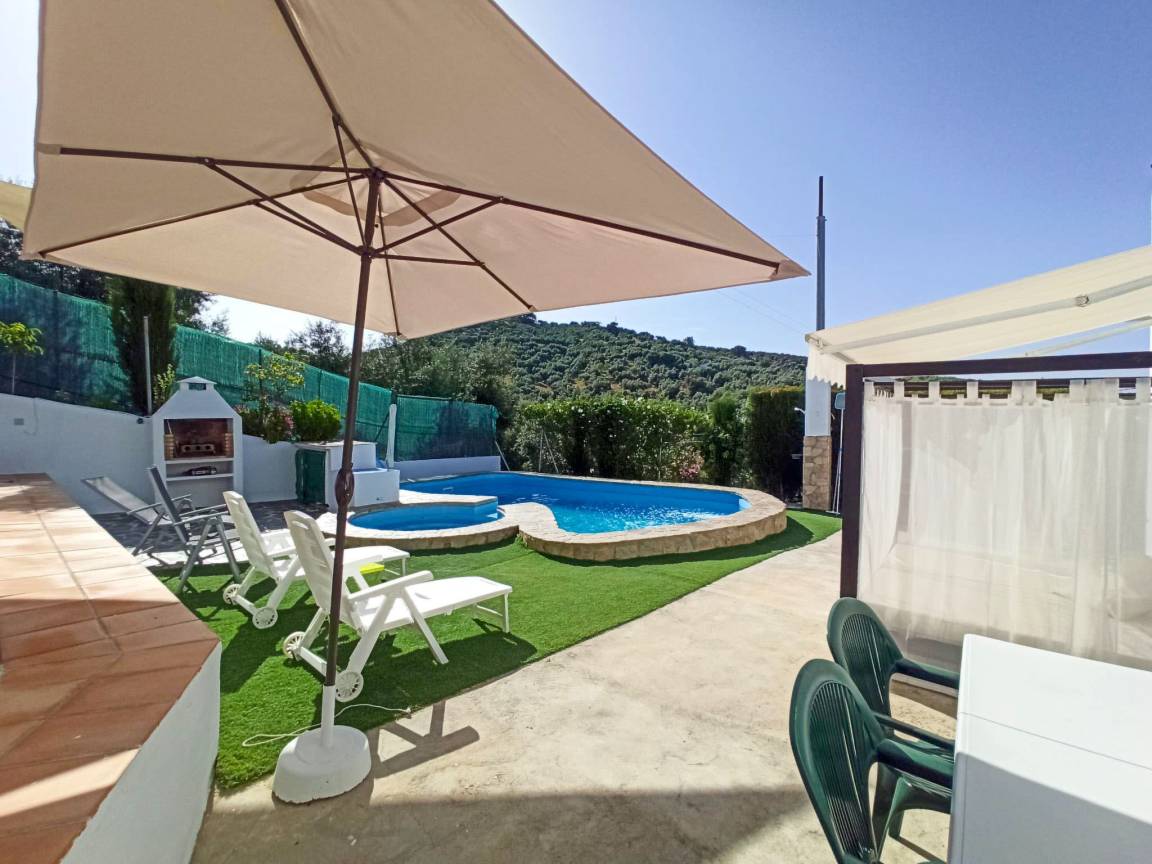 70 M² Casa ∙ 2 Habitaciones ∙ 4 Huéspedes - Cabra