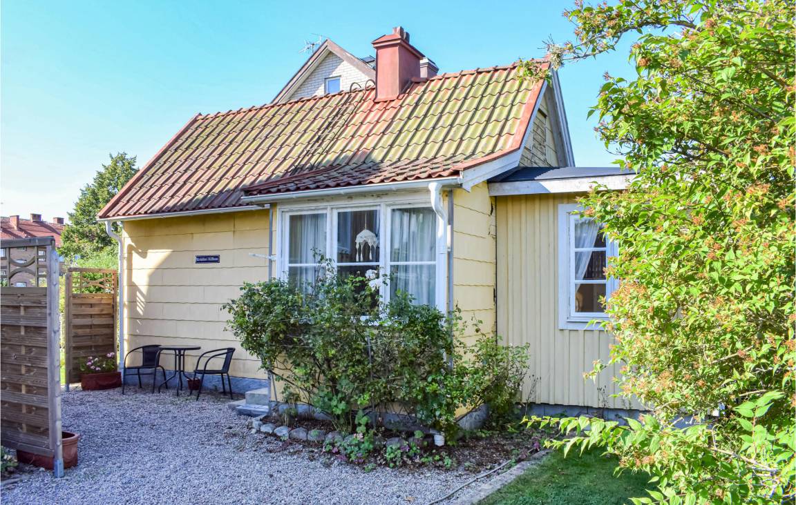 42 M² Hus ∙ 1 Sovrum ∙ 2 Gäster - Ronneby