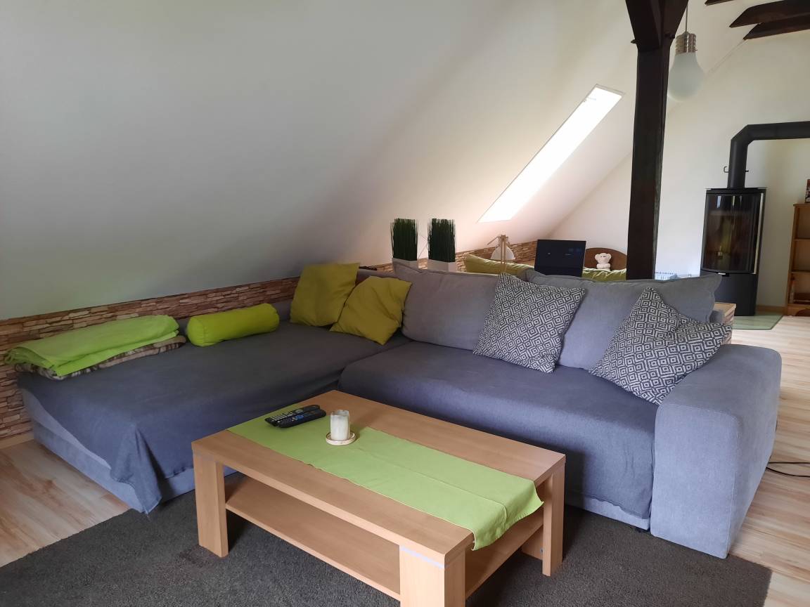 80 m² Ferienwohnung ∙ 1 Schlafzimmer ∙ 6 Gäste – Bild 2