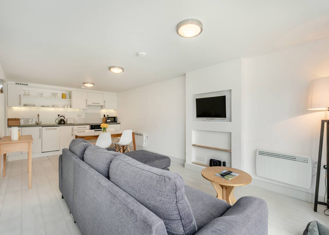 Apartment ∙ 2 Bedrooms ∙ 4 Guests - Looe