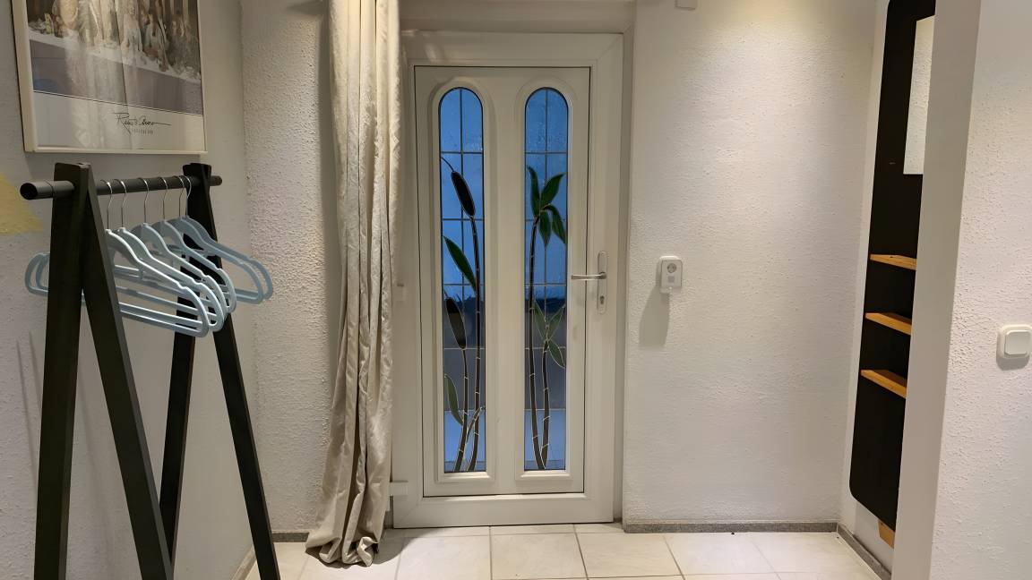 75 M² Ferienwohnung ∙ 1 Schlafzimmer ∙ 3 Gäste - Sundern (Sauerland)