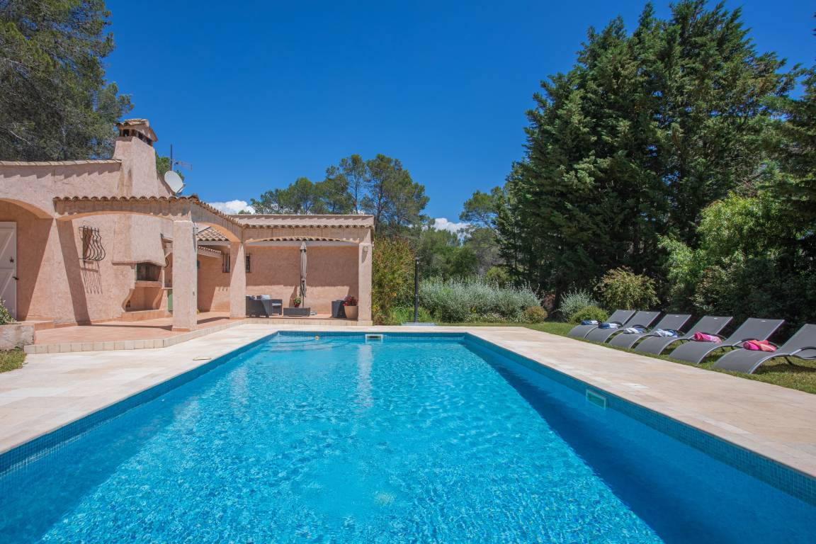 150 M² Maison De Vacances ∙ 3 Chambres ∙ 6 Personnes - Montauroux