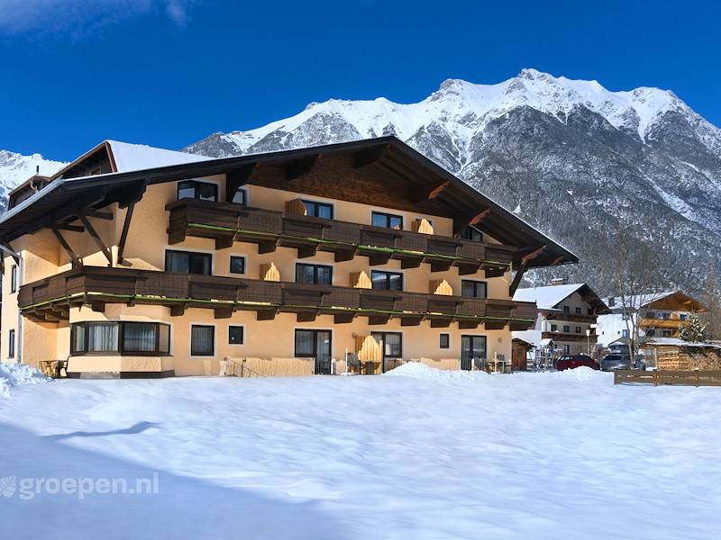 Ferienhaus ∙ 13 Schlafzimmer ∙ 28 Gäste - Leutasch