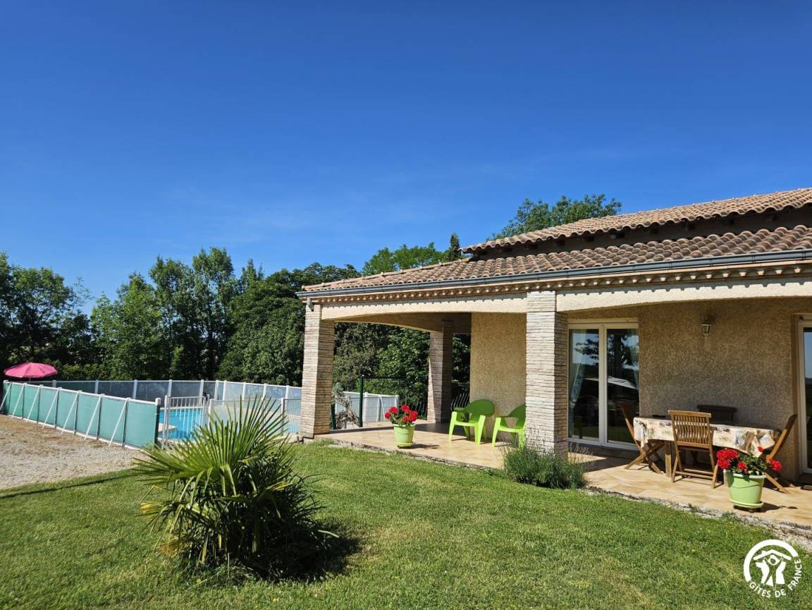 90 m&sup2; G&icirc;te 3 Schlafzimmer 6 G&auml;ste