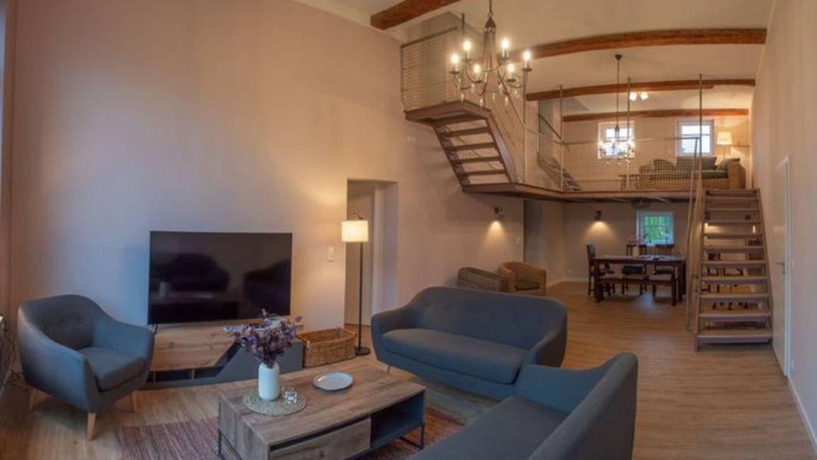 145 M² Ferienwohnung ∙ 3 Schlafzimmer ∙ 6 Gäste - Brunsbüttel