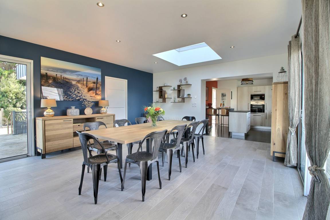 147 m&sup2; G&icirc;te 4 Schlafzimmer 6 G&auml;ste
