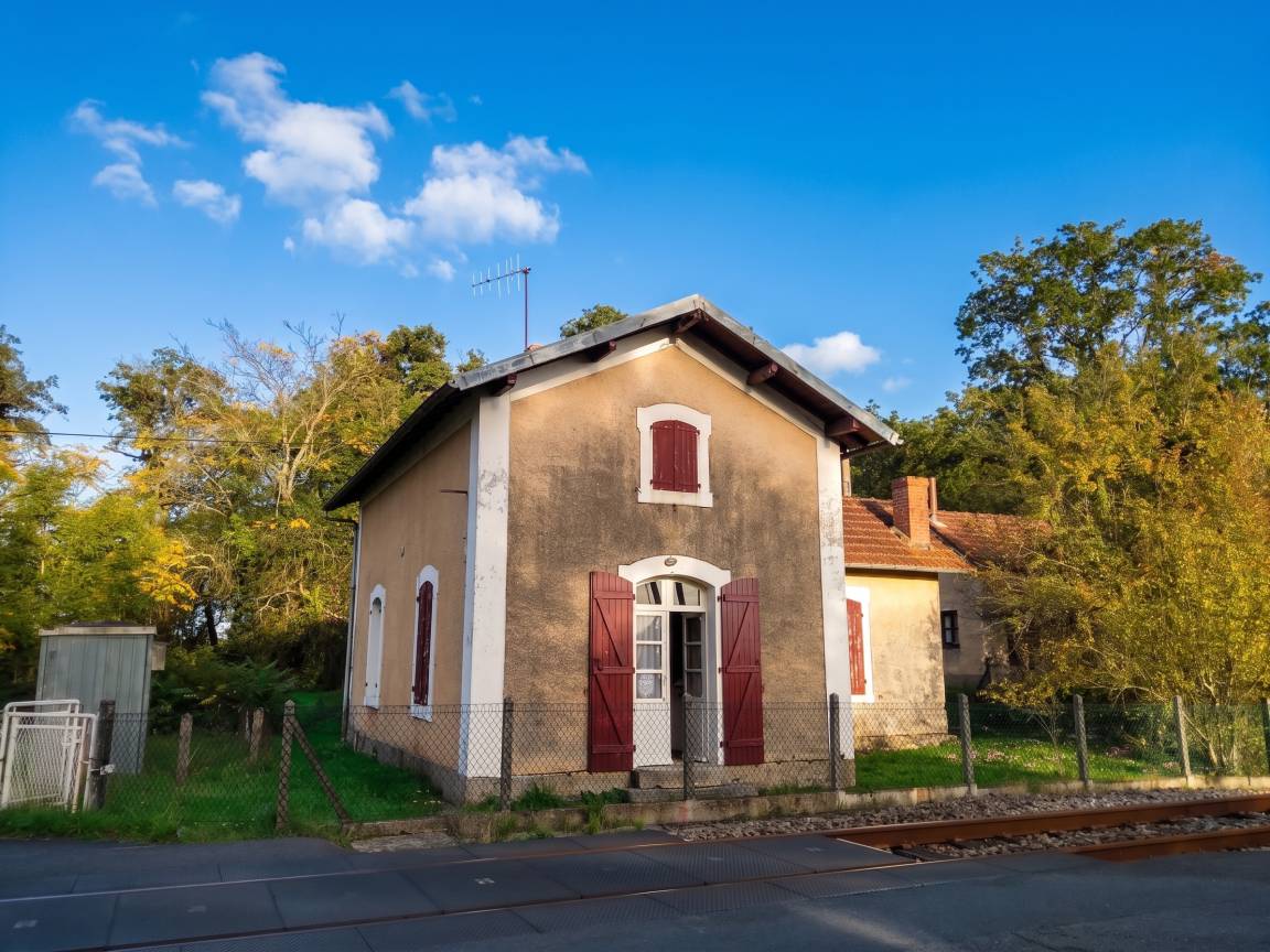 160 M² Huis ∙ 3 Slaapkamers ∙ 7 Gasten - Montmorillon