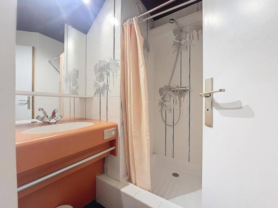 32 m² Ferienwohnung ∙ 1 Schlafzimmer ∙ 5 Gäste – Bild 12