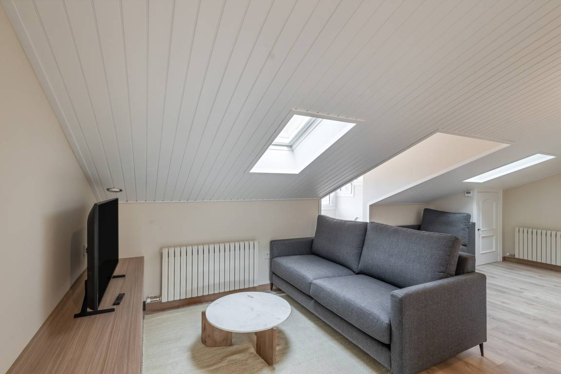 85 M² Aparthotel ∙ 4 Schlafzimmer ∙ 5 Gäste - Catalogne