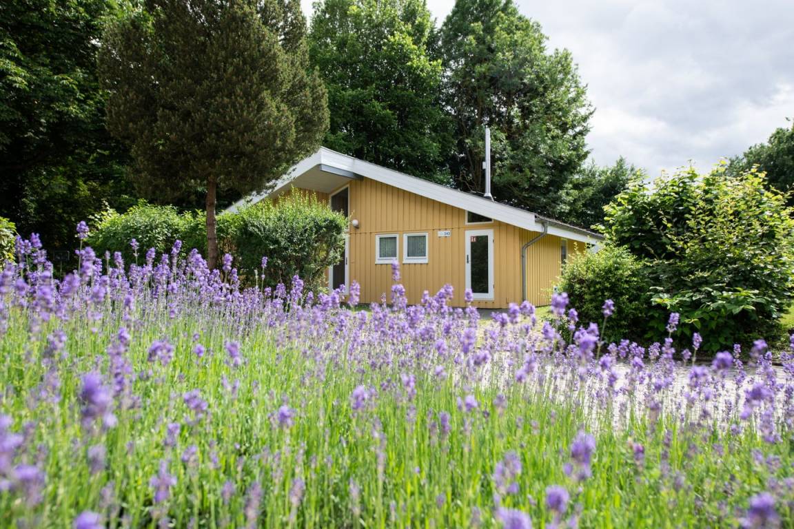 77 M² Ferienhaus ∙ 2 Schlafzimmer ∙ 4 Gäste - Kratzeburg