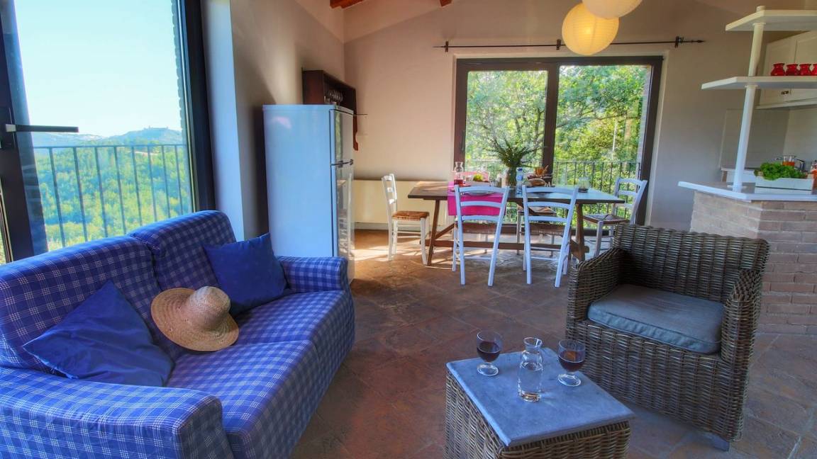250 M² House ∙ 2 Bedrooms ∙ 6 Guests - Assisi