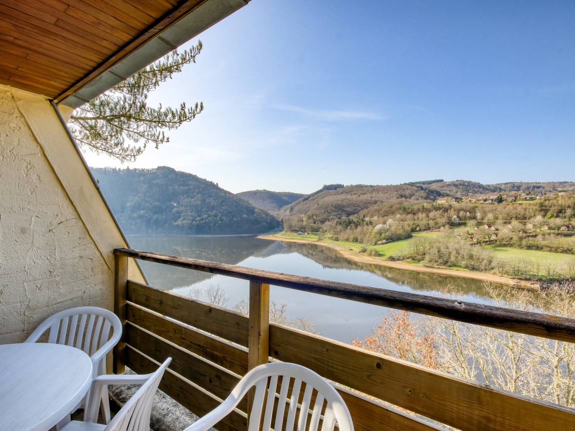 Hôtel ∙ 1 Chambre ∙ 3 Personnes - Auvergne