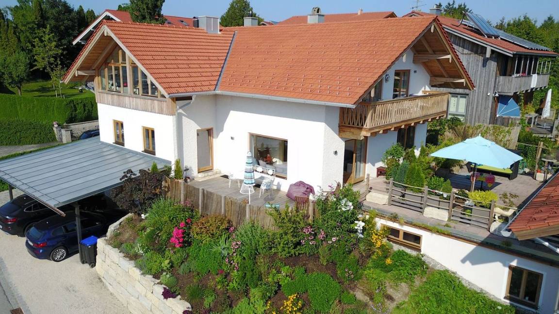 250 M² House ∙ 6 Bedrooms ∙ 12 Guests - Chiemsee