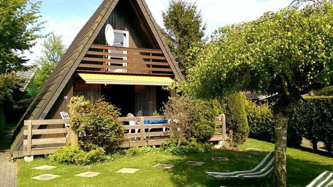 80 M² Ferienhaus ∙ 2 Schlafzimmer ∙ 5 Gäste - Butjadingen