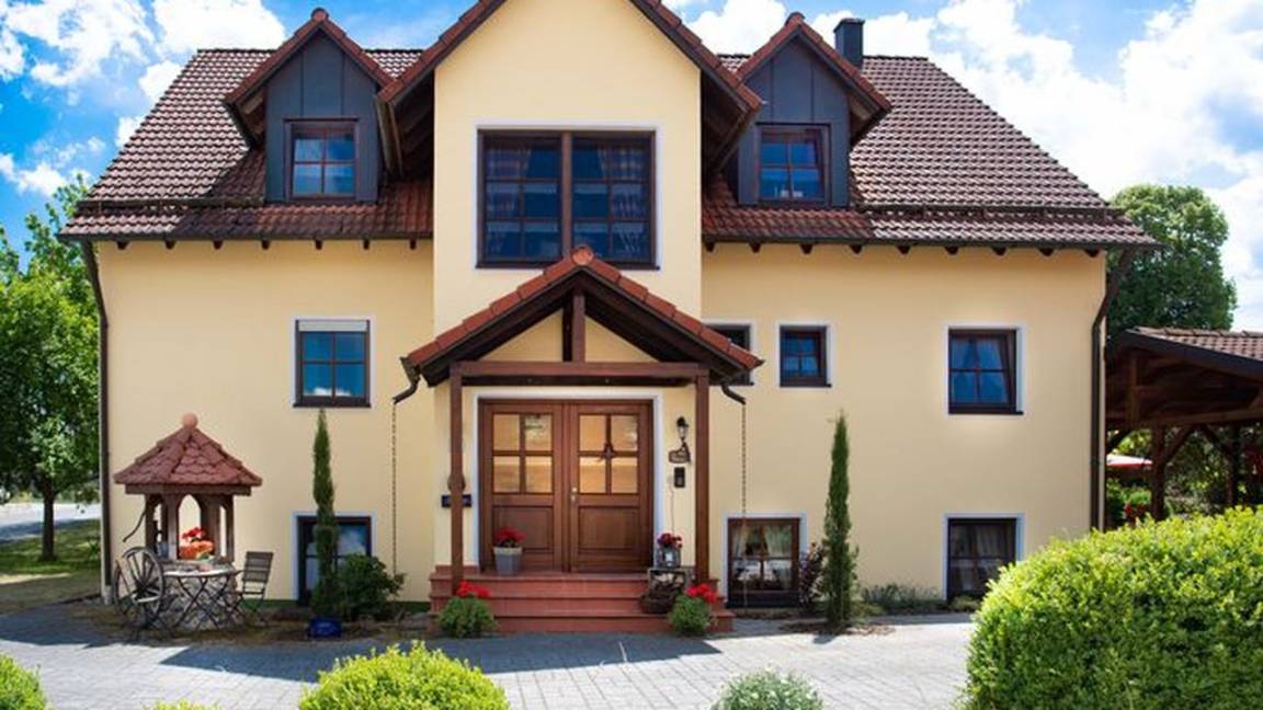60 M² Ferienwohnung ∙ 2 Schlafzimmer ∙ 4 Gäste - Pottenstein