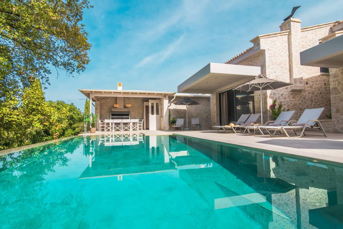 250 M² Vivenda ∙ 5 Quartos ∙ 10 Hóspedes - Corfu