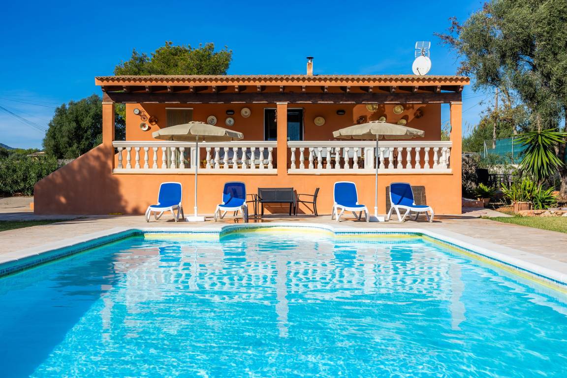 90 M² Casa De Campo ∙ 2 Habitaciones ∙ 4 Huéspedes - Cala Figuera