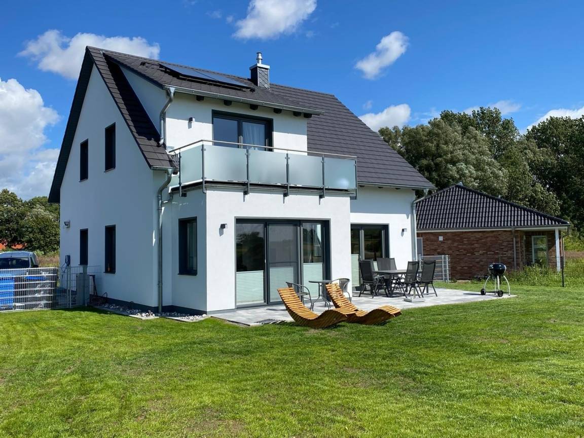161 m² Ferienhaus ∙ 4 Schlafzimmer ∙ 8 Gäste – Bild 3