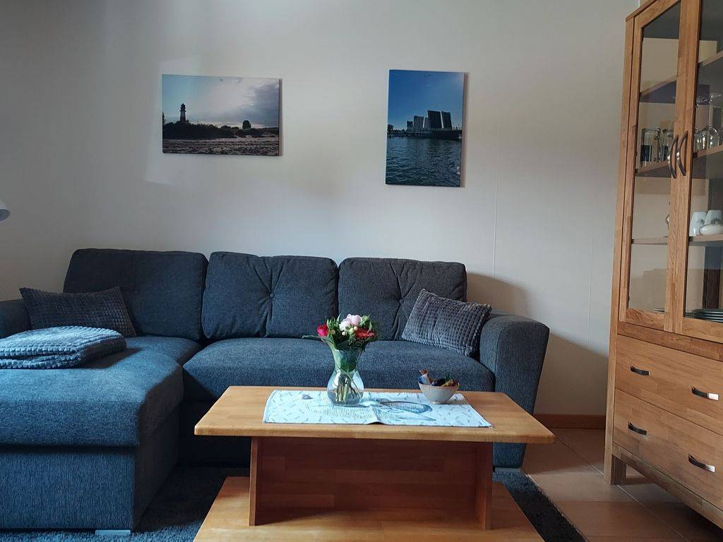 70 M² Ferienwohnung ∙ 1 Schlafzimmer ∙ 2 Gäste - Hasselberg