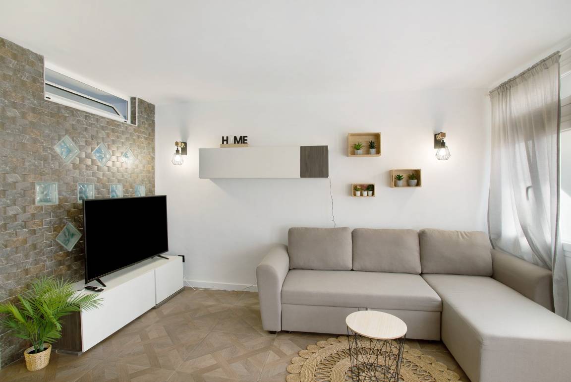 75 M² Apartamento ∙ 2 Habitaciones ∙ 5 Huéspedes - Playa del Inglés