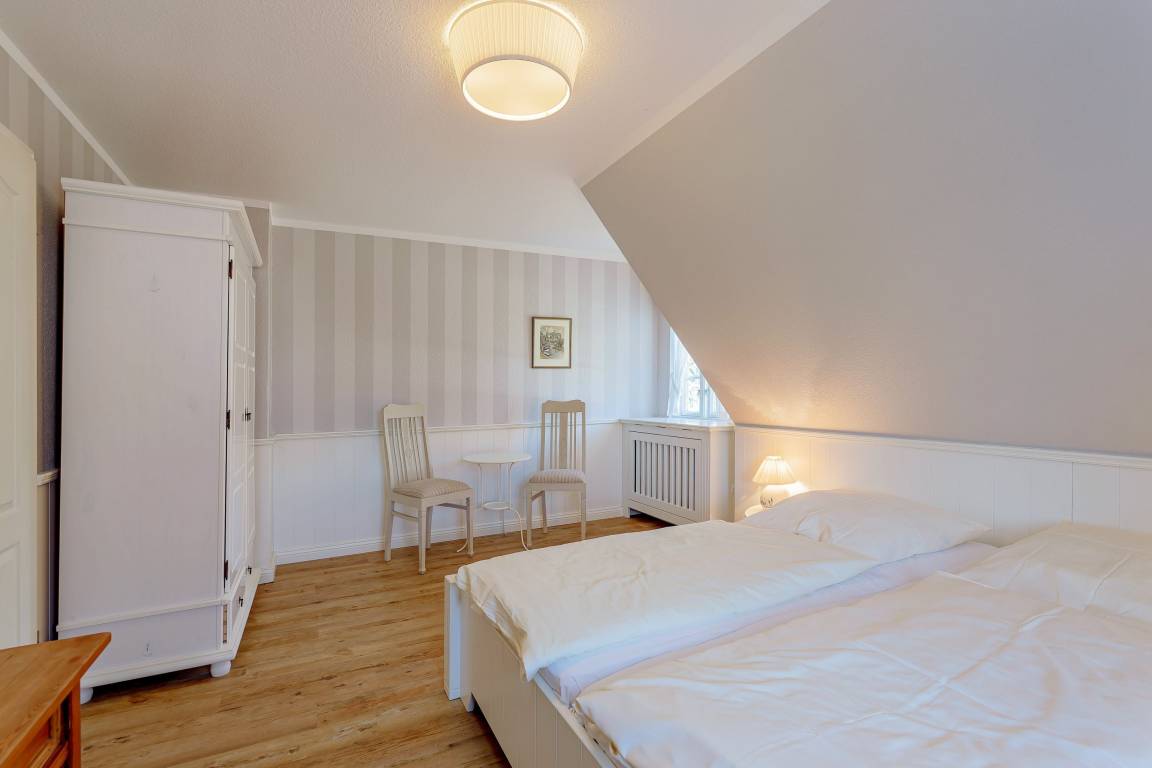 90 m² Ferienhaus ∙ 2 Schlafzimmer ∙ 4 Gäste – Bild 3