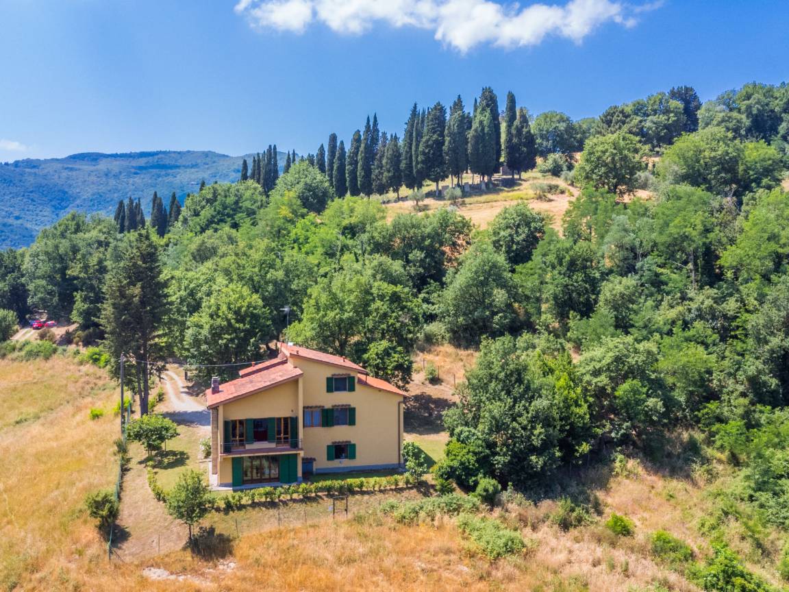 175 M² Maison De Vacances ∙ 4 Chambres ∙ 8 Personnes - Mugello