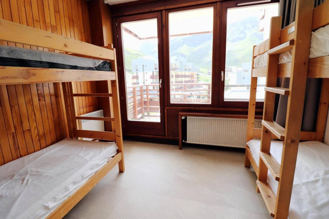 58 m² Ferienwohnung ∙ 2 Schlafzimmer ∙ 10 Gäste – Bild 4